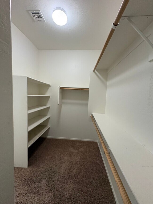 Building Photo - 3886 S Marigold Way