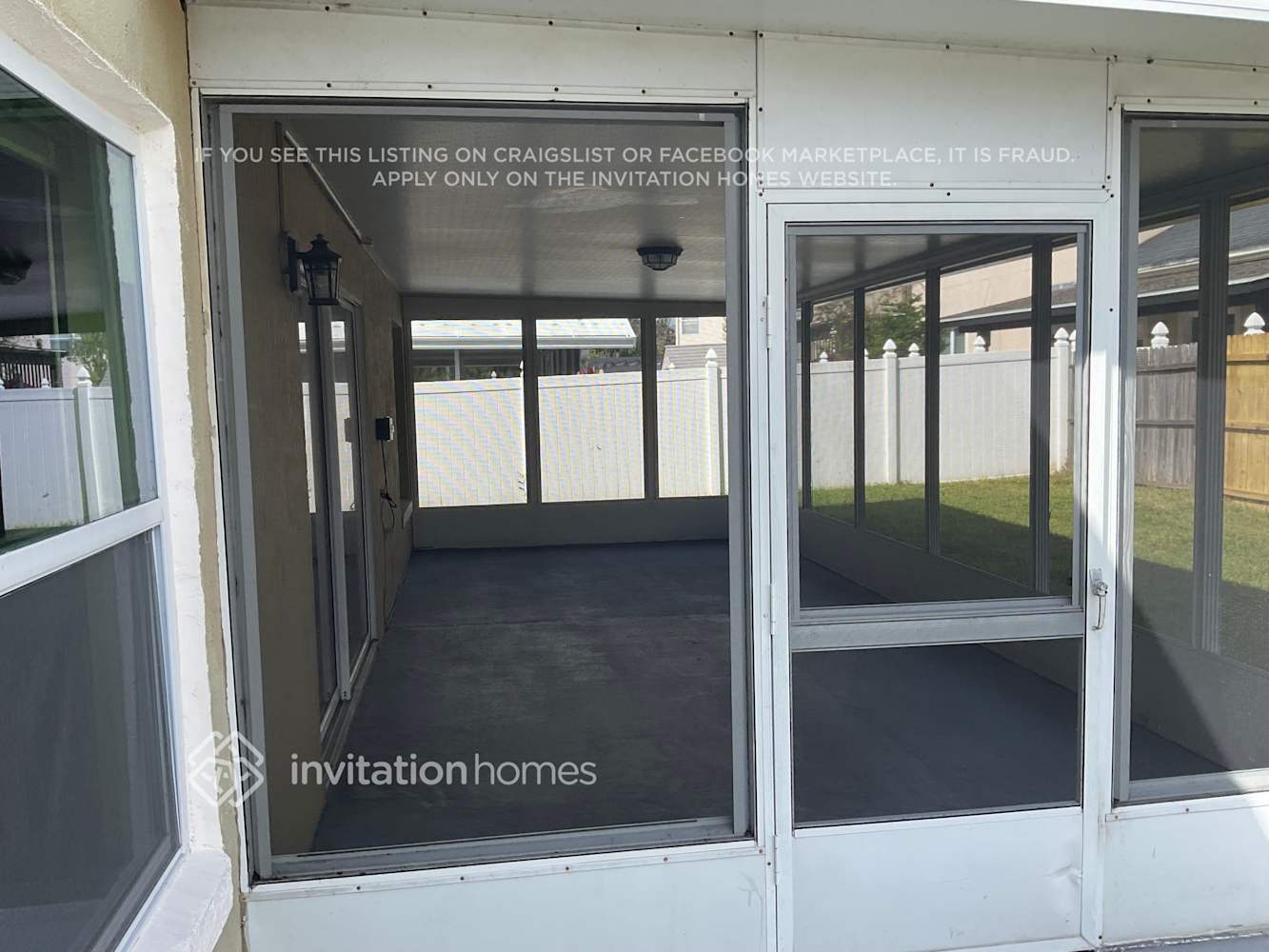 Building Photo - 1733 Snaresbrook Way