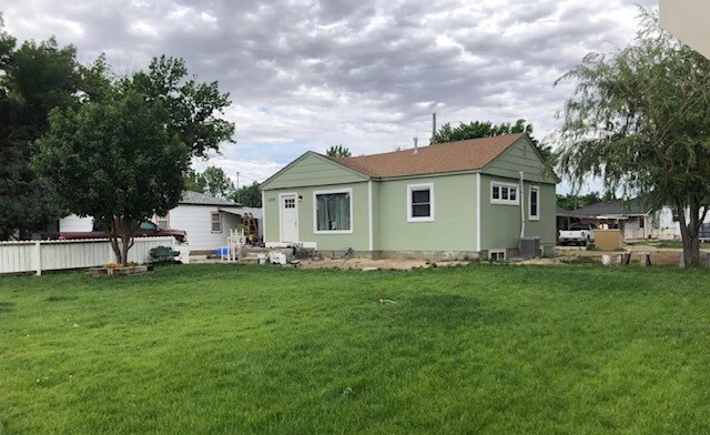 Primary Photo - 1300 Howell Ave