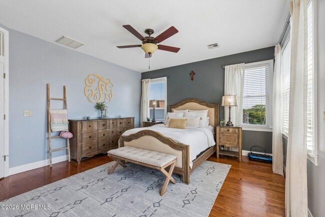 Building Photo - 45 E Pampano Dr