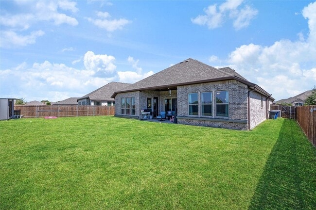 Building Photo - 209 Chesapeake Dr