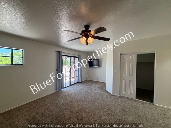 Building Photo - 231 N Ashbury Ln