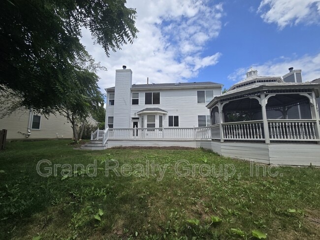 Building Photo - 217 Lexington Ct
