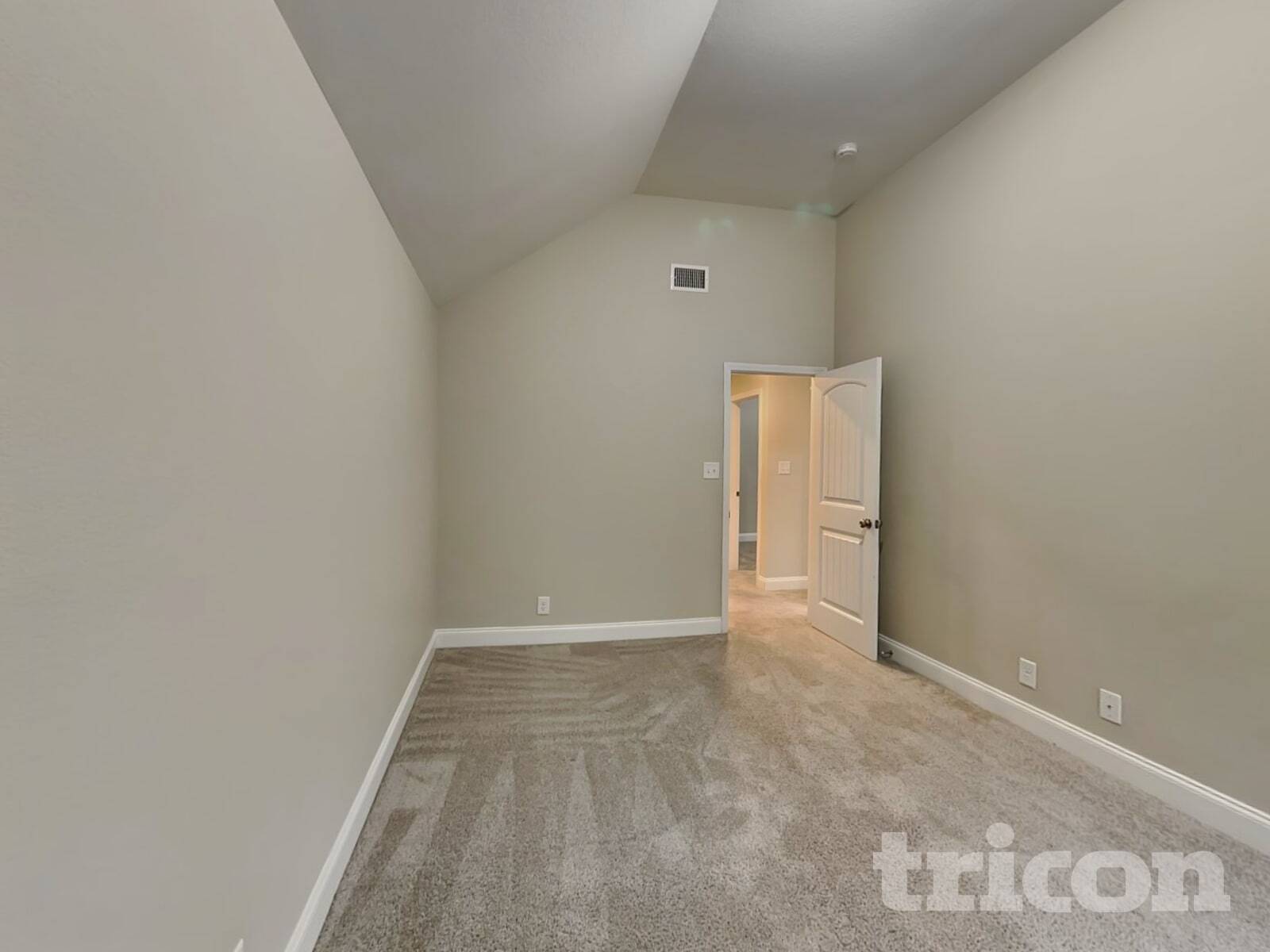 Building Photo - 1324 Black Oak Cir