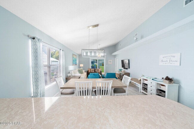 Building Photo - 11810 Cabana Ct