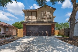 Building Photo - 3 Bedroom/2.5 Bath Guilbeau Gardens Subdivision