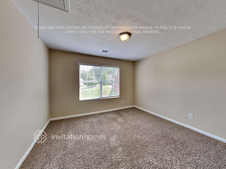 Building Photo - 208 Belmont Dr