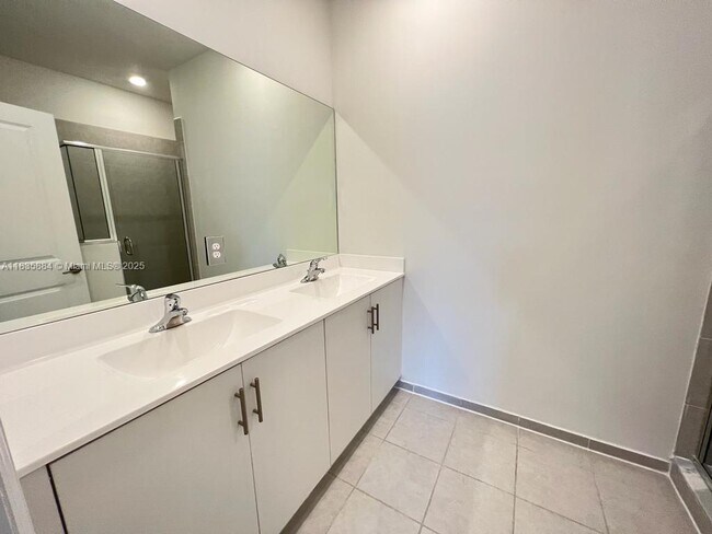 Building Photo - 13378 SW 286th St