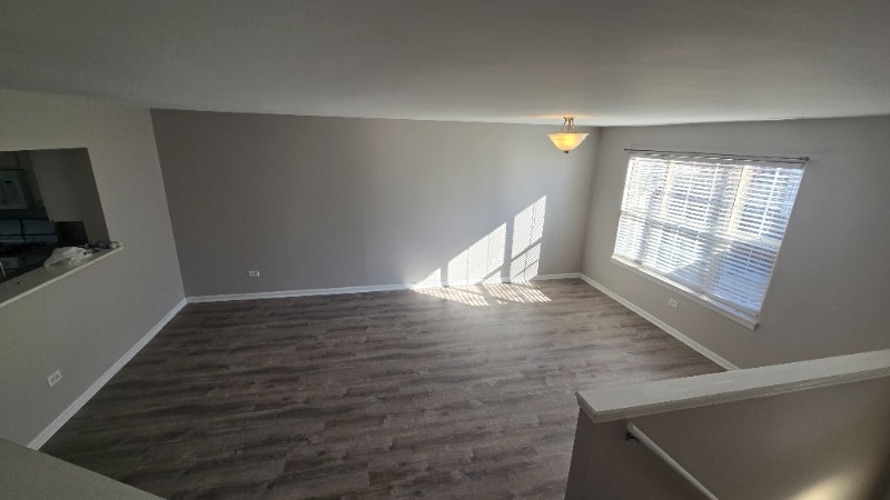 Building Photo - 2705 Canyon Dr