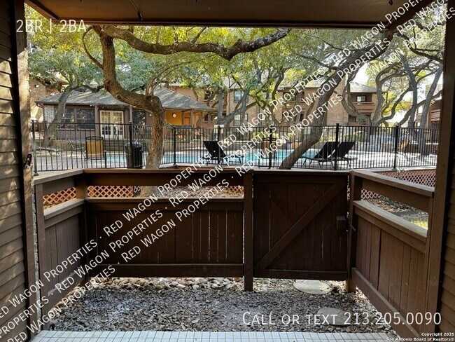 Building Photo - 10955 Wurzbach Rd