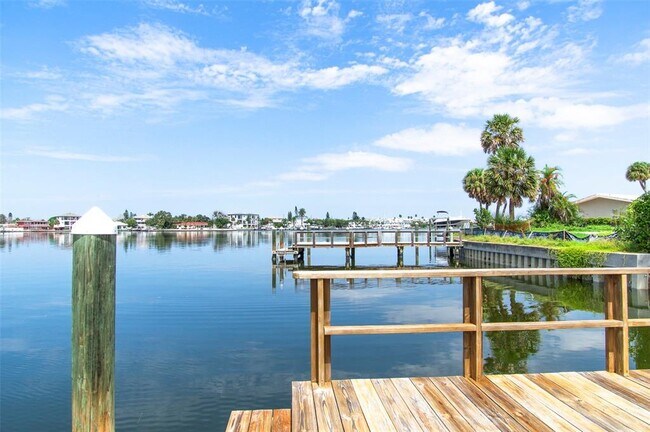 Building Photo - 6454 2nd Palm Point