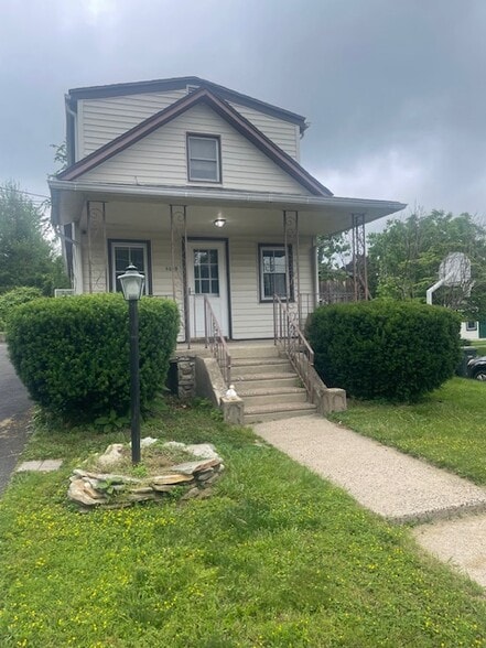Building Photo - 1158 Neshaminy Ave
