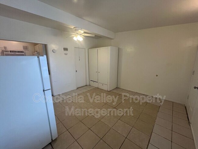 Building Photo - 13336 Ave Hermosa