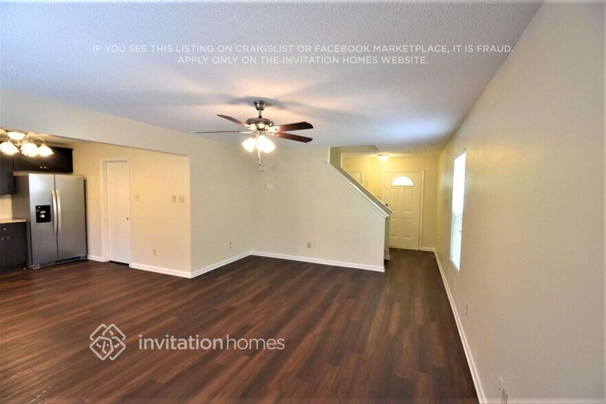 Building Photo - 2032 Dunsmore Ln