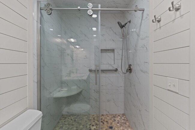 Building Photo - 3303 Marsh View Dr