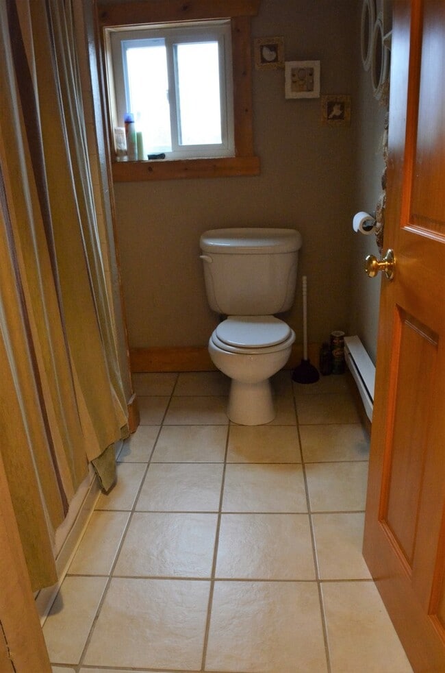 Building Photo - 3 Bedrooms, 2 Bathrooms Single Family Home in Brainerd, MN w/1 car garage