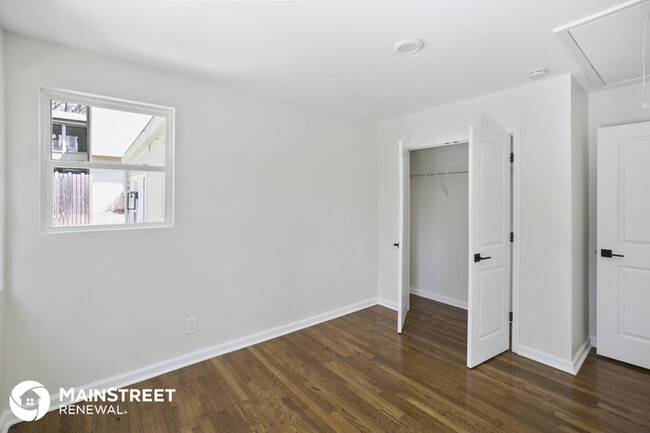 Building Photo - Welcome Home!