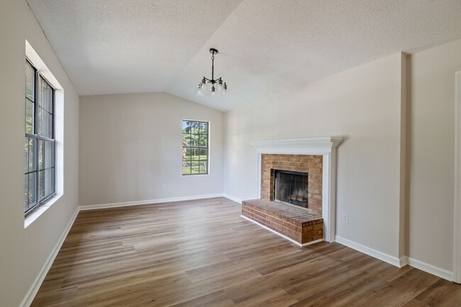 Building Photo - 3919 Wexford Ct