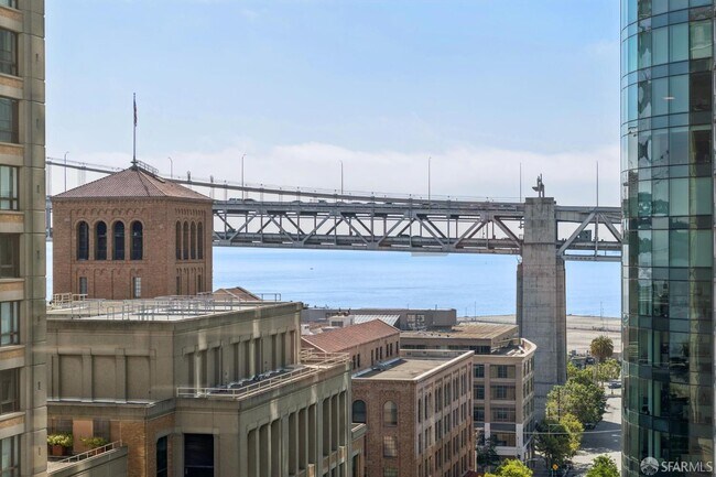 Building Photo - 280 Spear St