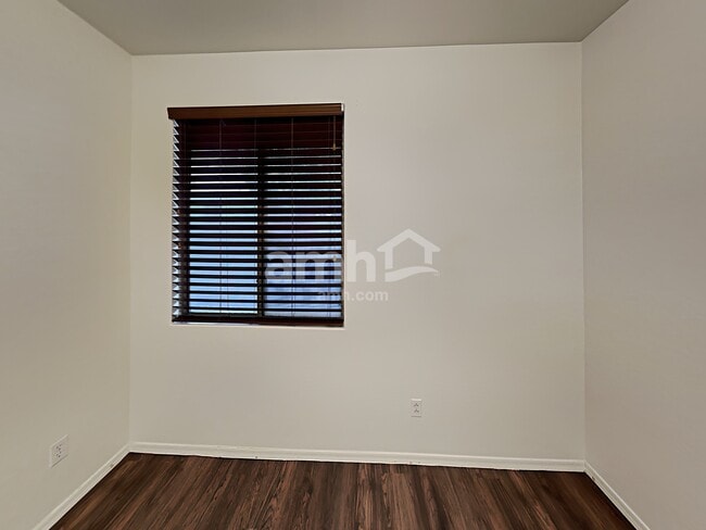 Building Photo - 3638 E Janelle Way