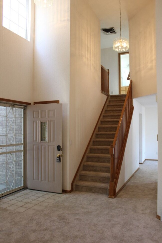 Building Photo - Arvada Home near Standley Lake with 4 BR/4 BA!