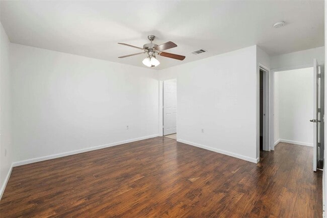 Building Photo - 12524 Sky Harbor Dr