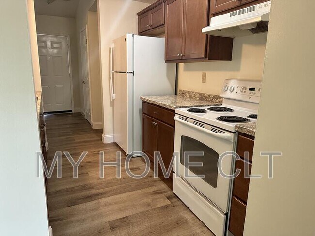 Building Photo - 7821 Cloughy Cir