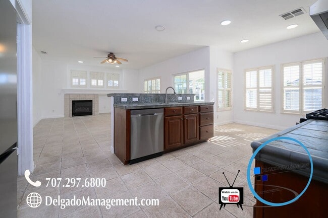 Building Photo - Large 3 bedroom home recently upgraded