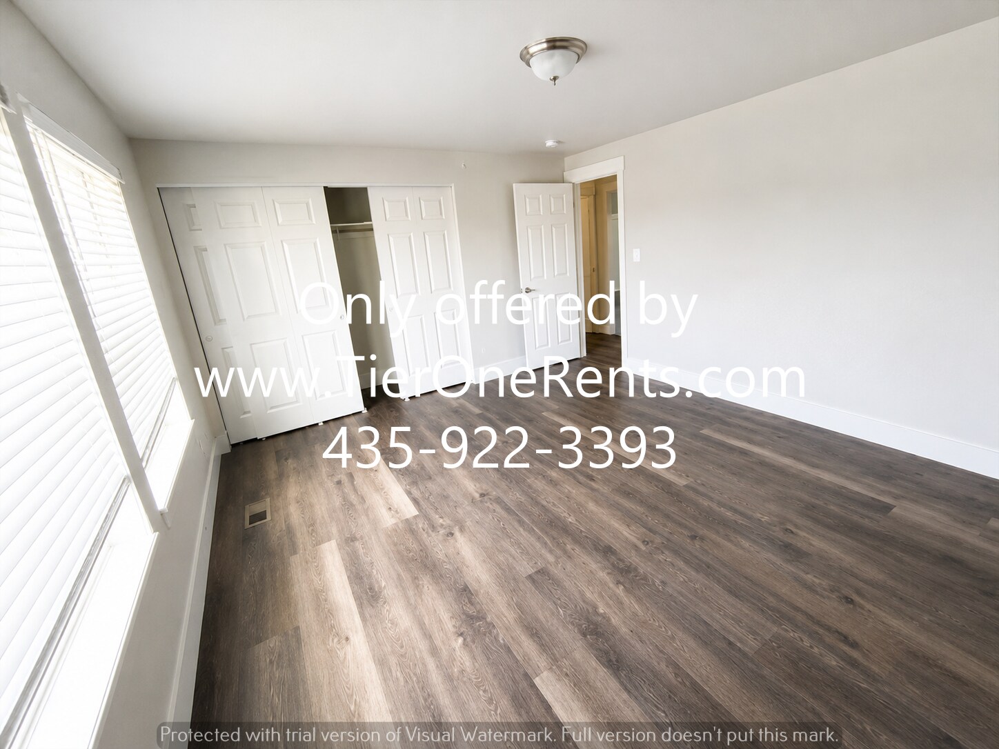 Building Photo - This property offers a NO DEPOSIT option available for qualified renters!