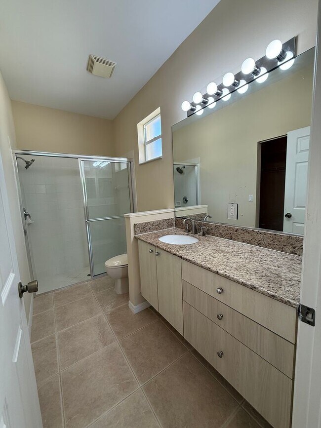 Building Photo - Single Family Home in Gated PSL Community