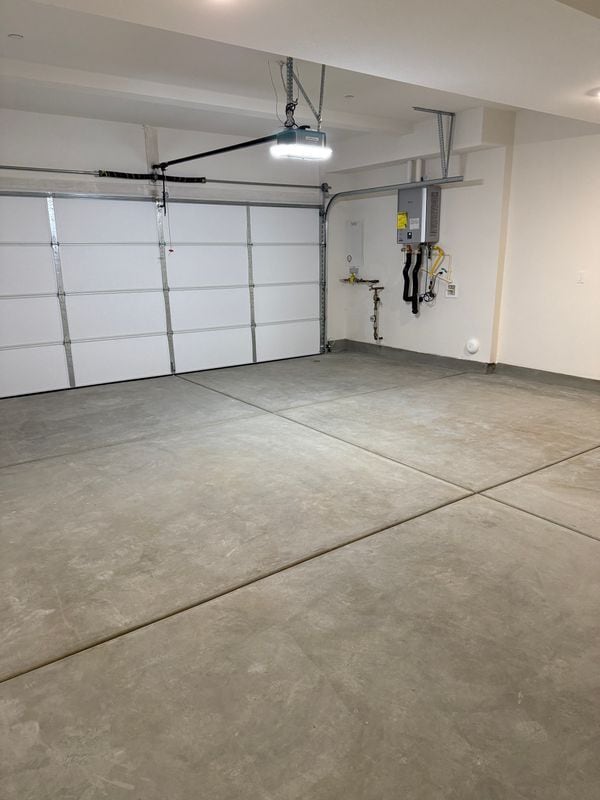 Building Photo - 40451 Melrose Dr