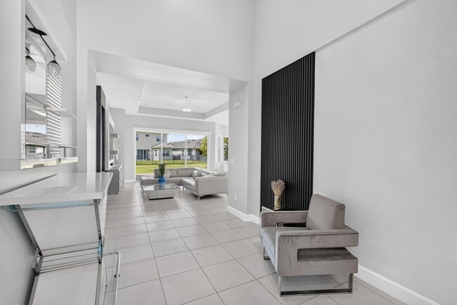 Building Photo - 16293 Melogold Dr