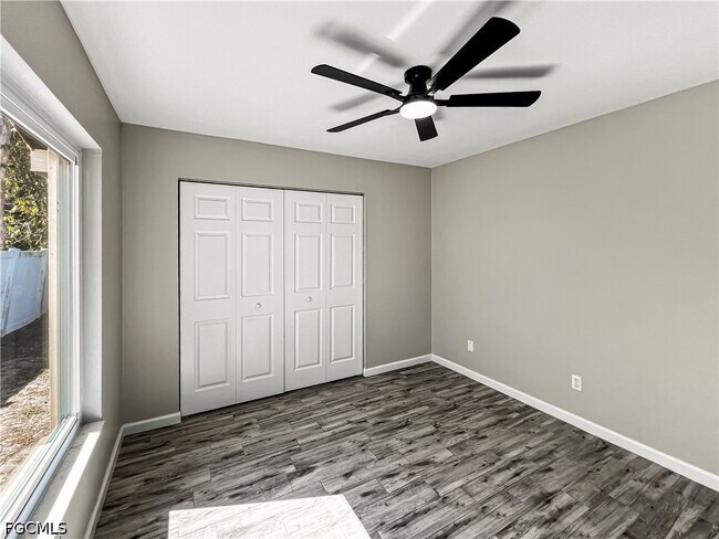 Building Photo - 18660 Miami Blvd