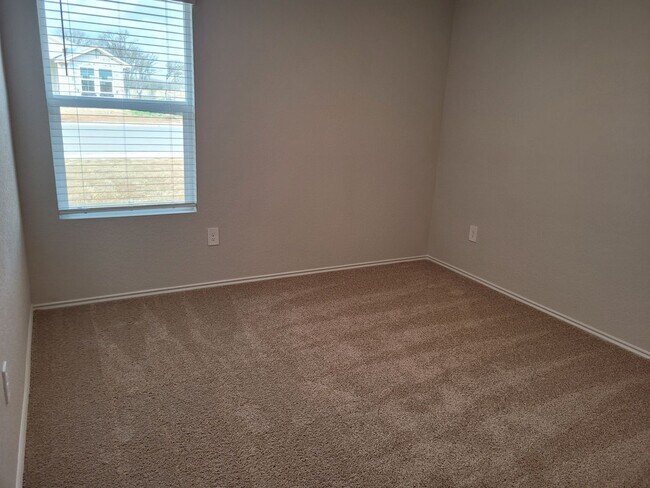 Building Photo - Beautiful Home in Arroyo Ranch!
