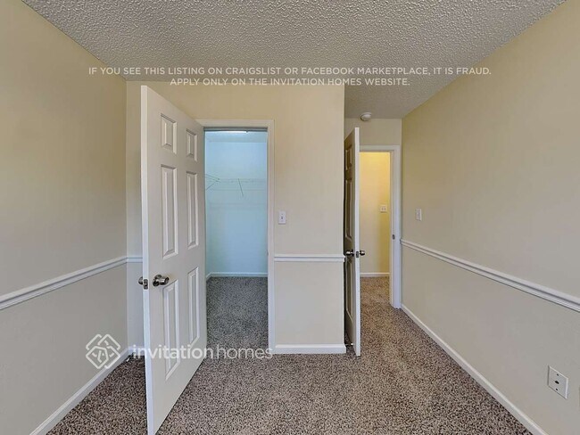 Building Photo - 216 Bradford Glyn Dr