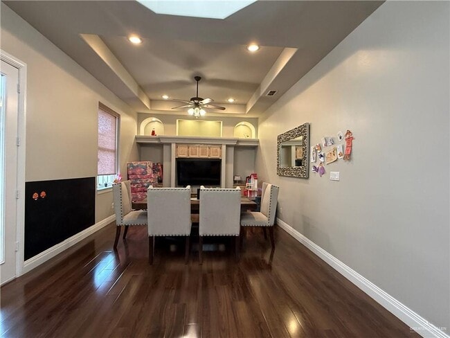 Building Photo - 31 N 5th St