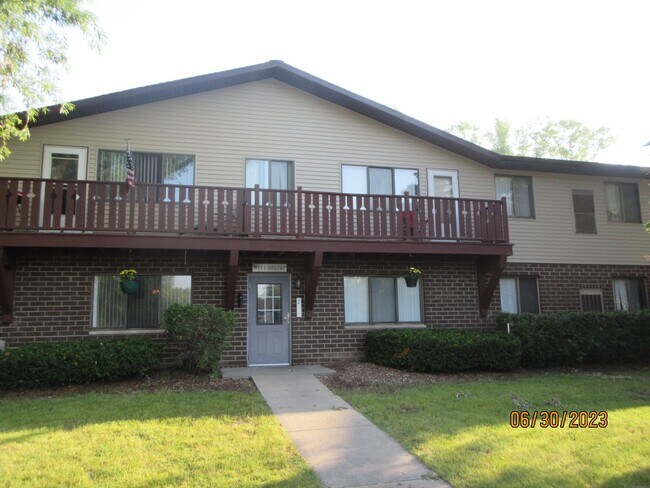 Building Photo - Available December 2025 Remodeled 2 Bedroo...