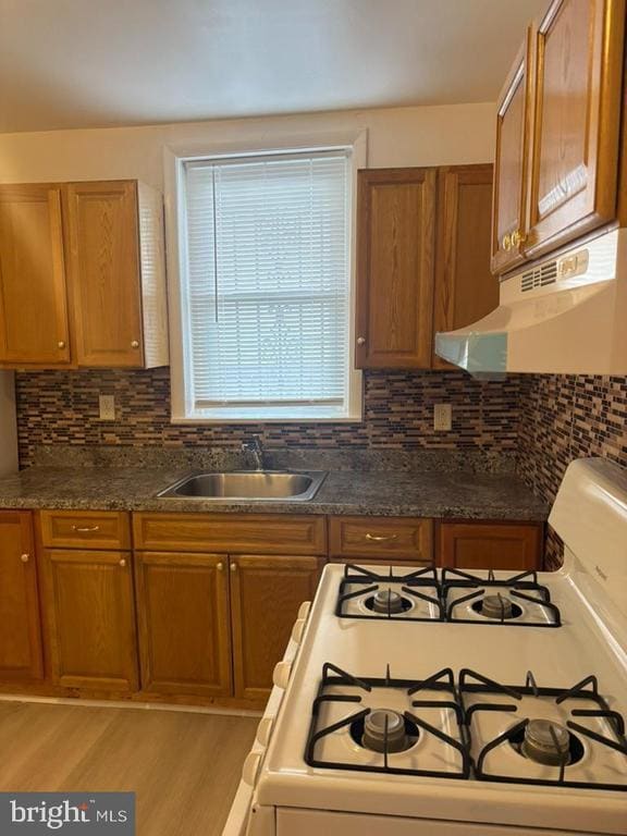 Building Photo - 6714 Woolston Ave