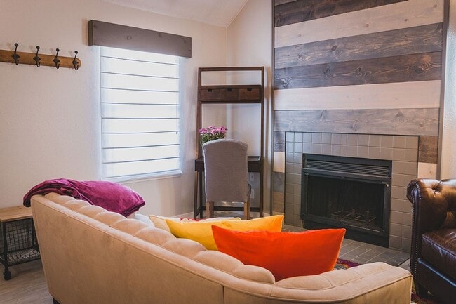 Interior Photo - Waterfront Apartments (TCT 1600, LLC)