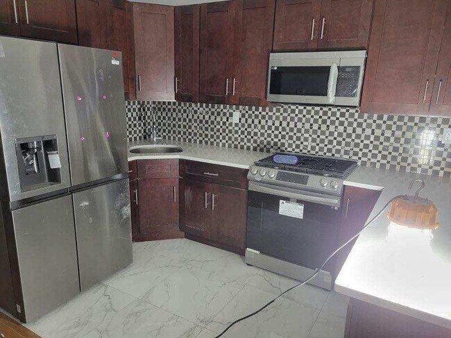 Building Photo - 360 Stegman Pkwy