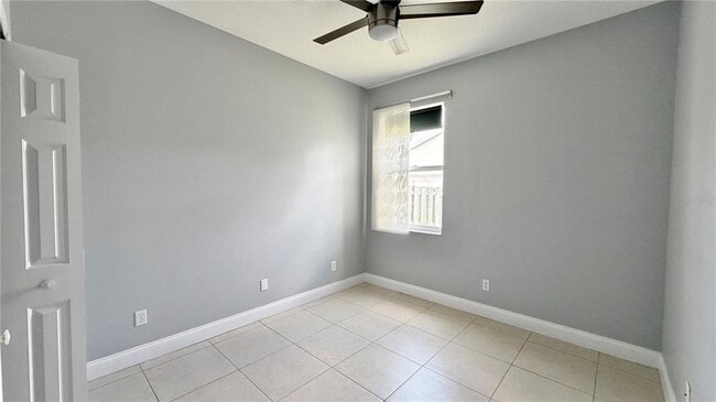 Building Photo - 4860 Chalfont Dr