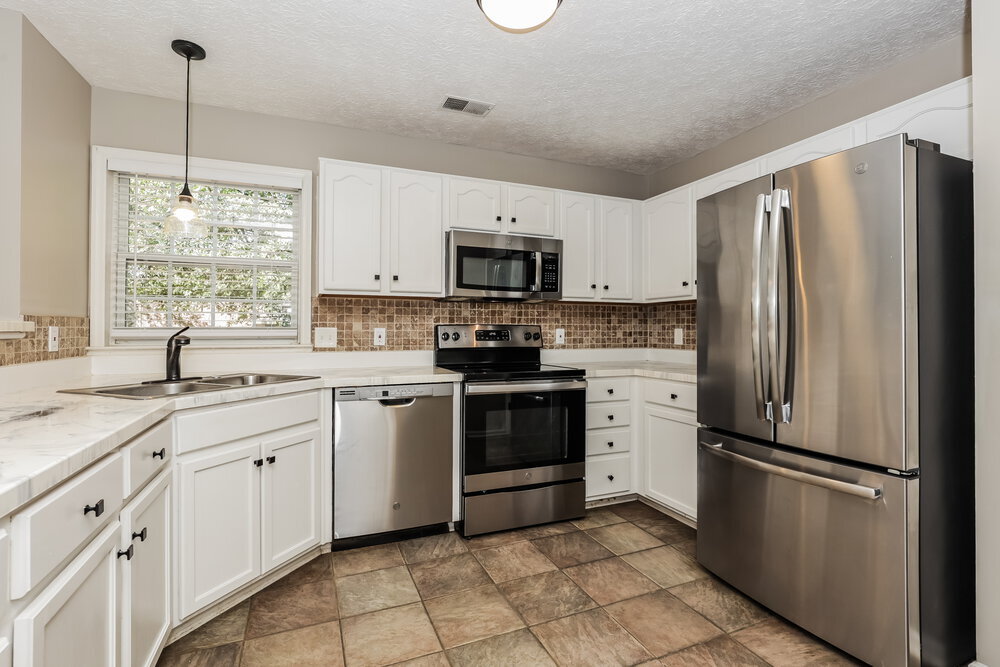 Building Photo - 6713 Ascot Dr