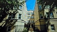 Building Photo - 2318 W Rosemont Ave