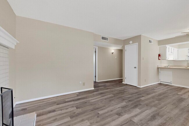 Building Photo - 207 Delamar Loop NW