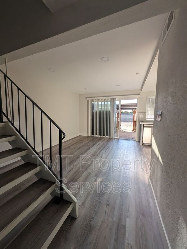 Building Photo - 4068 Weymouth Ln