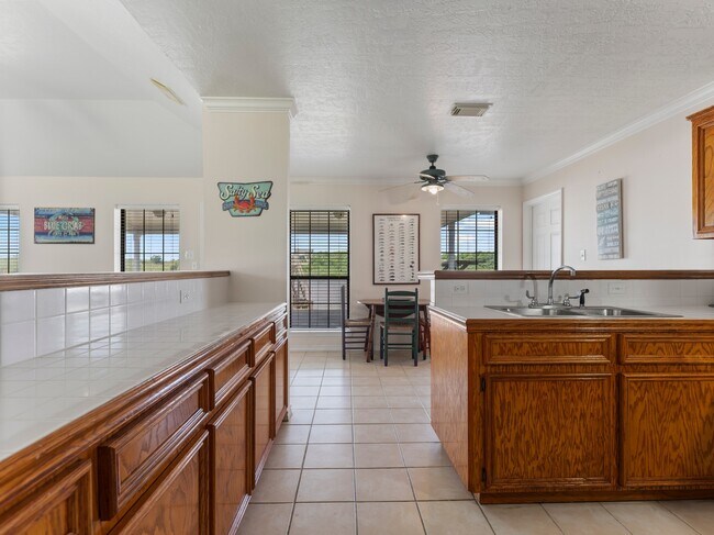 Building Photo - 779 Cr 257