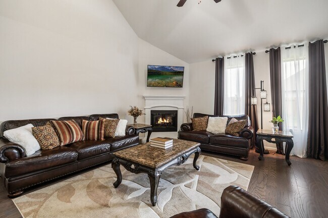 Building Photo - 1505 Heartwood Dr