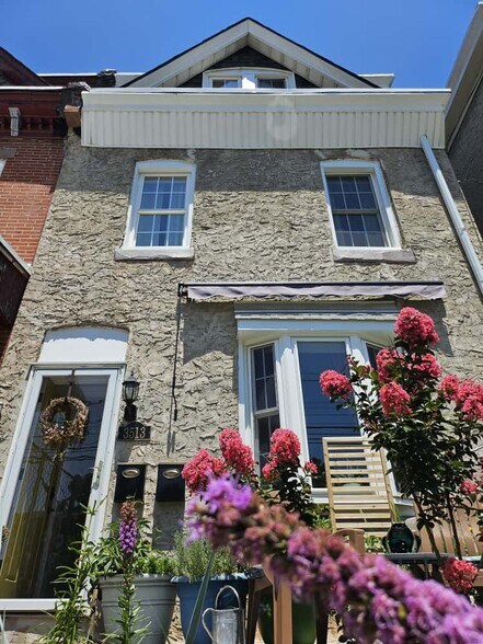 Building Photo - 3513 W Allegheny Ave
