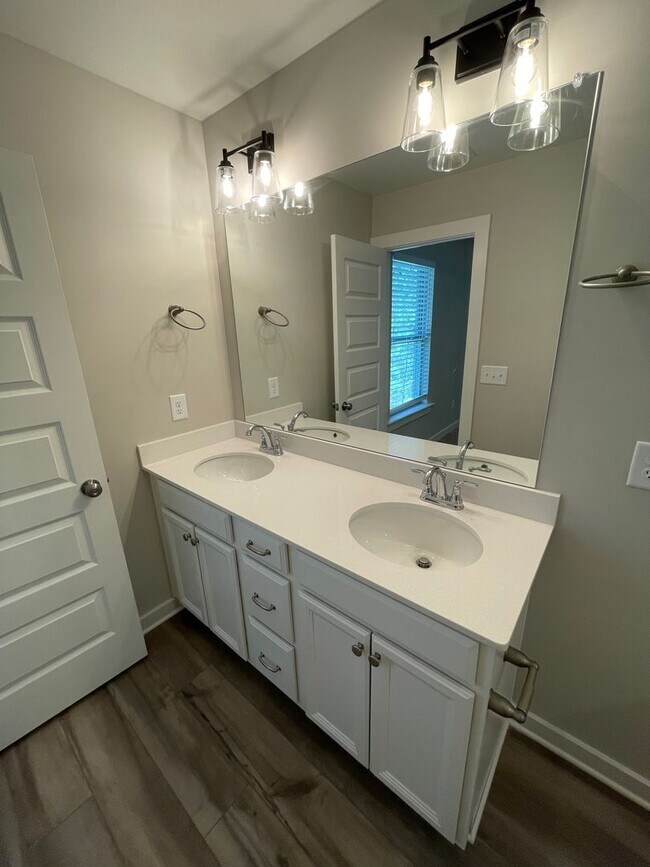 Building Photo - Home for Rent in Calera, AL!!!  View with 48 Hours Notice!  DEPOSIT PENDING!