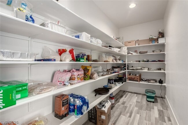 Building Photo - 7801 Victoria Tower Ct